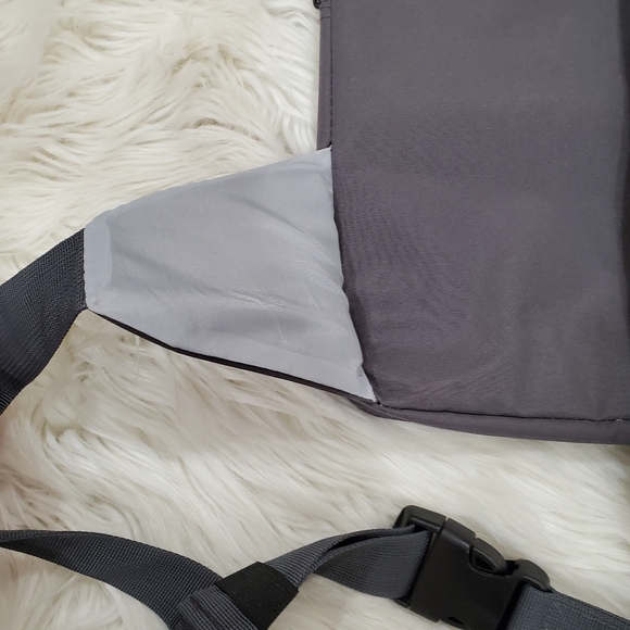 X Venture smart messenger bag - Picture 3 of 13